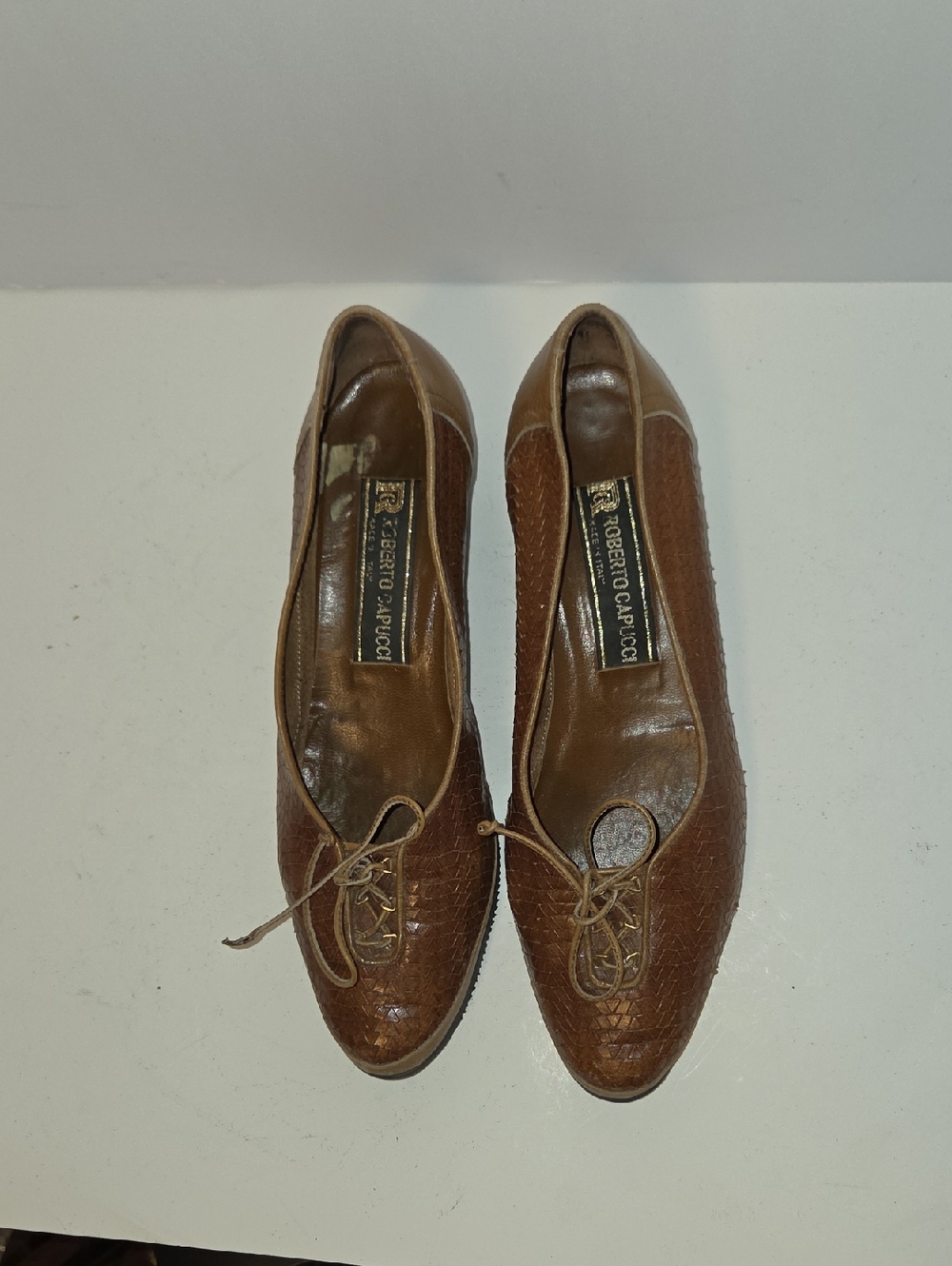 Roberto Capucci Brown Flats Size 8 Designer Classic Slip-On Shoes